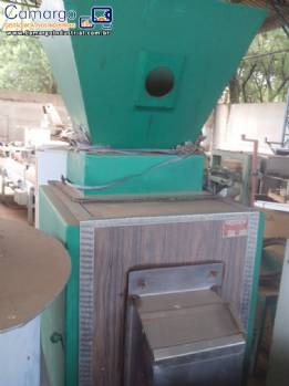 Pesadora Fermac para grãos