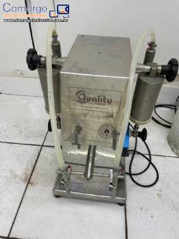 Envasadora de bancada volumétrica em inox 2 bicos Quality Machines