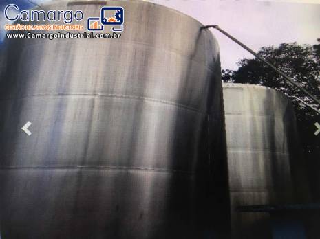 Tanque em aço inox para 50.000 litros