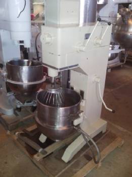 Batedeira planetária industrial