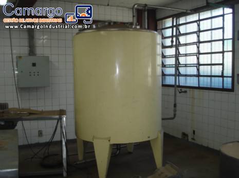 Tanque encamisado em a�o inox interno de 2.000 litros para matura��o de sorvete