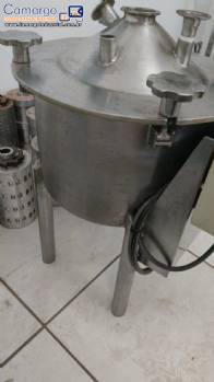 Tanque funil em inox encamisado com fundo cônico