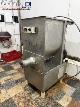Moedor de carnes Inox Design com boca 98 mm