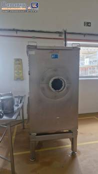 Moedor de carnes e frutas em inox Stelka 220 mm