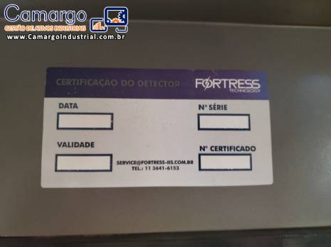 Detector de metais inclinado Fortress