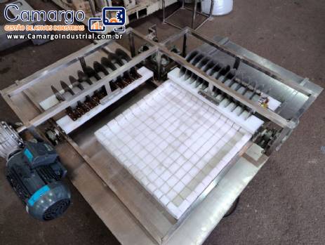 Mesa de corte com facas rotativas em inox de doces semiautom�tica