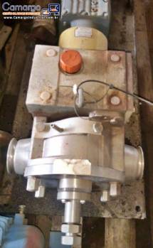 Bomba de l�bulo para produtos viscosos Fristam Pumps