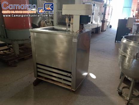 Produtora de picol� e sorvete de massa em inox Sorvegel 400