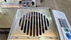 Temperadeira em inox para chocolate com mesa vibrat�ria 100 kg / h Hebleimar