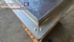 Mesa vibrat�ria para formas de chocolate